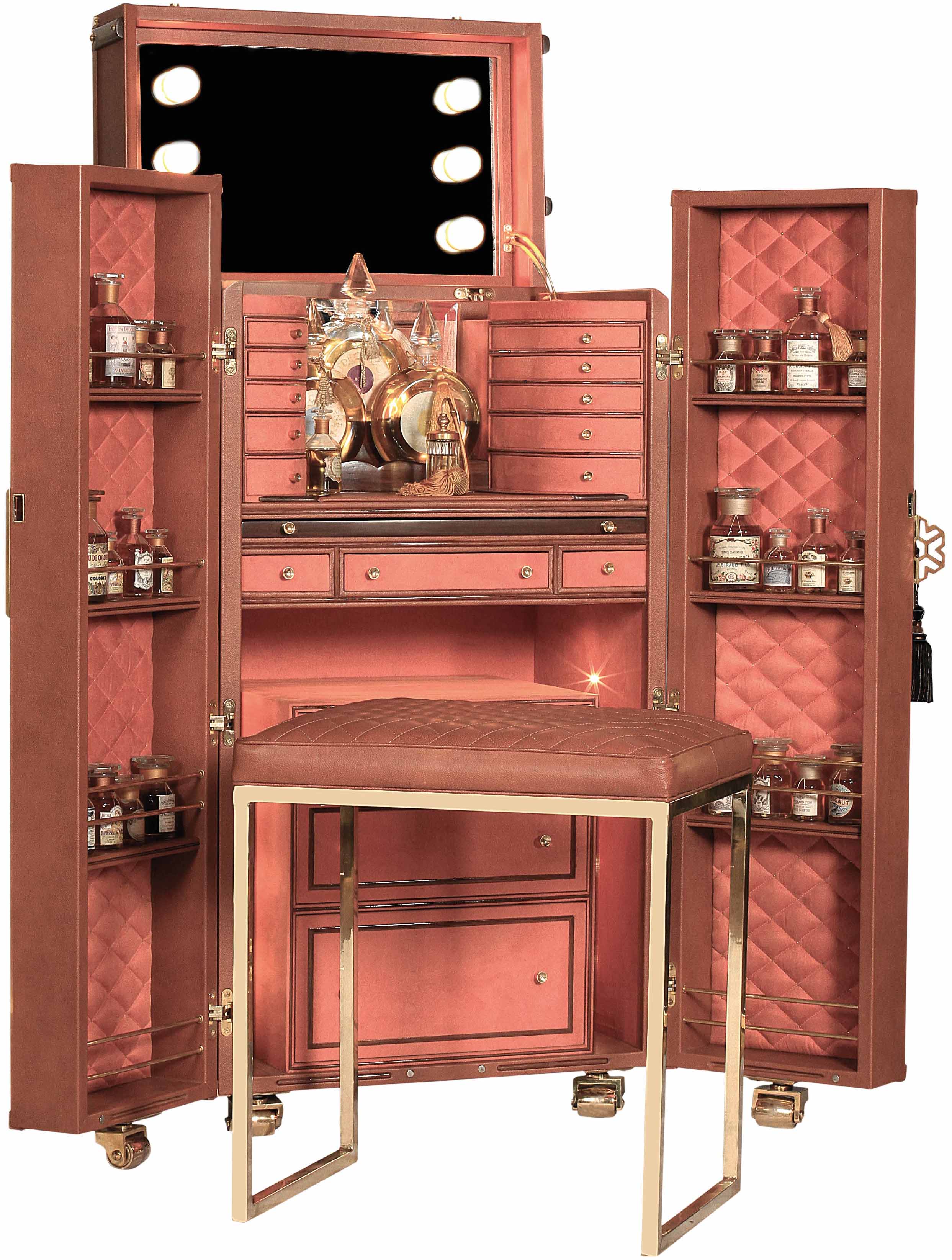 luxury bespoke jewelry wardrobe trunks company